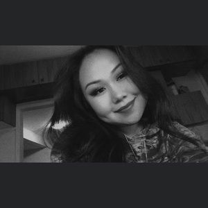 Meet your Posher, Maala